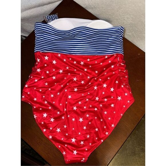 NWT Oasis plus size strapless one piece Stars and Stripes swimsuit size 1X - Picture 2 of 5